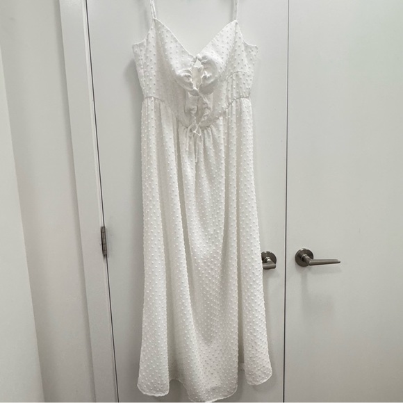 Park & Fifth Dresses & Skirts - Park & Fifth White Swiss Dot Maxi Slip Dress